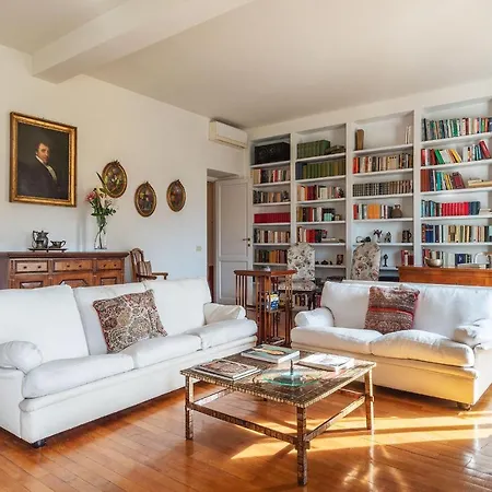 Colosseum - Charme Holidays *