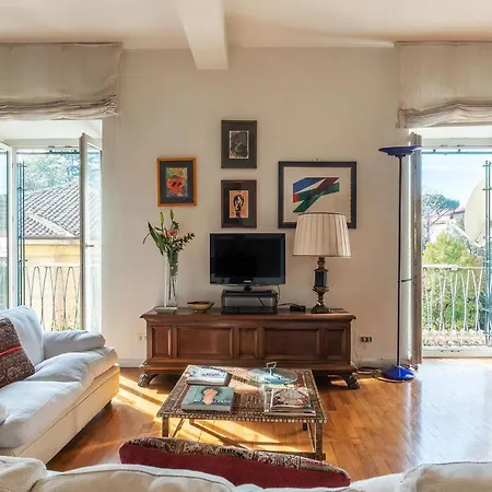 Apartment Colosseum - Charme Holidays Rome