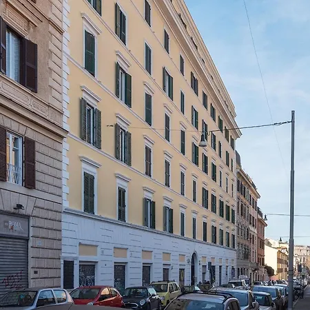Colosseum - Charme Holidays Apartment Rome
