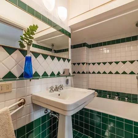 Colosseum - Charme Holidays Apartament Rzym